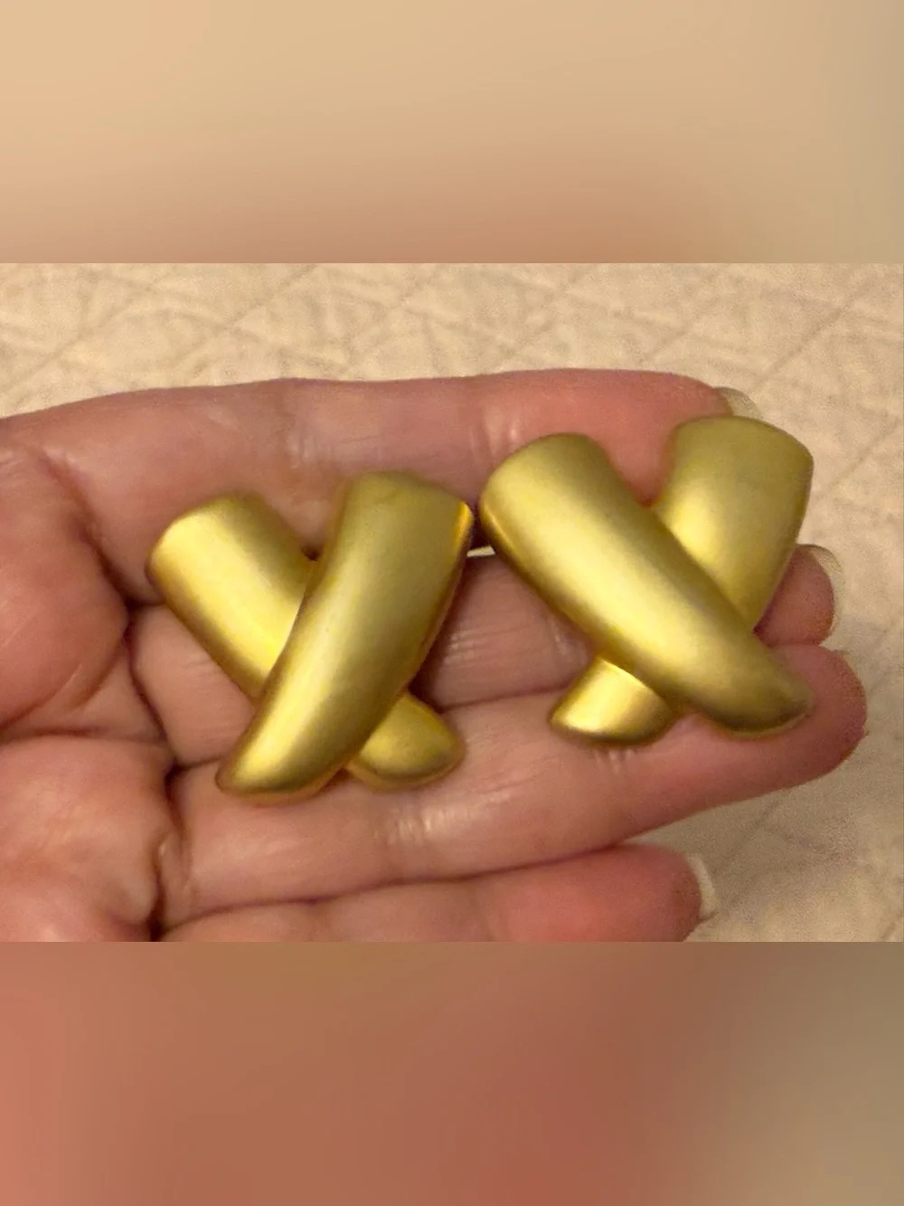 Vintage Matte Gold Tone Crossed Clip-On Earrings - Women Accessories